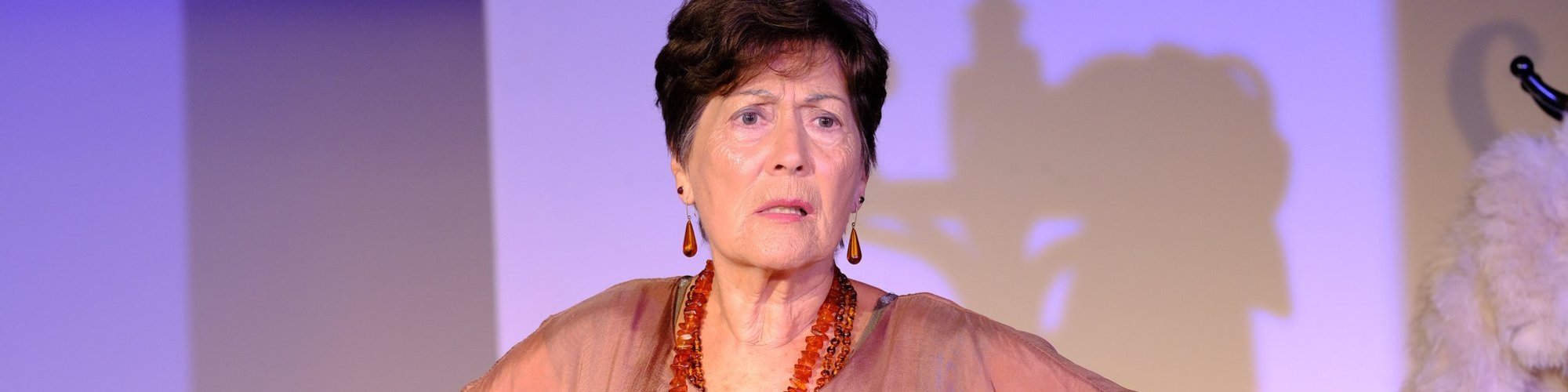 DIVEN STERBEN EINSAM (und erst, wenn sie gut ausgeleuchtet sind)