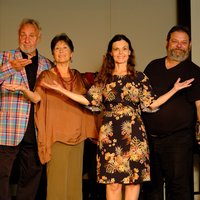 DIVEN STERBEN EINSAM (und erst, wenn sie gut ausgeleuchtet sind)